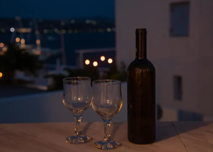 Emily's Apartamento Adamantas (Milos)